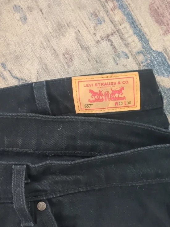 Levi 577 - Picture 2 of 3